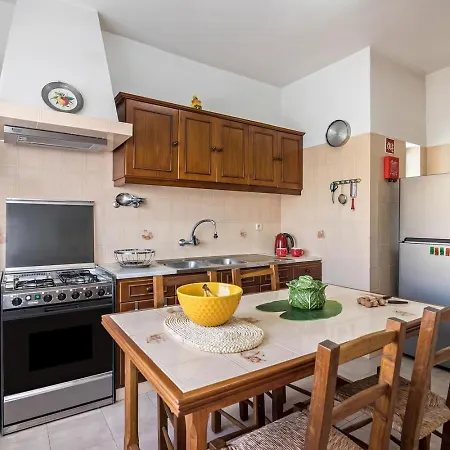 Maison De Casa Rocha Holiday home